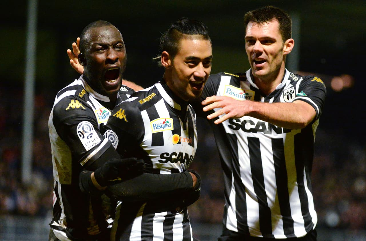 Angers derrotó al Caen y recuperó el segundo puesto al depslazar al Mónaco en Franciaok