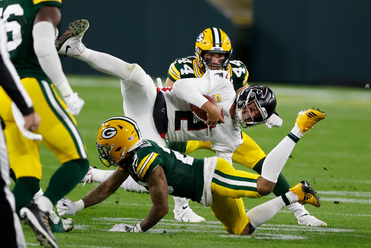 Aaron Rodgers conecta de maravilla con Robert Tonyan y vencen 16 -30 a los Atlanta Falcons.