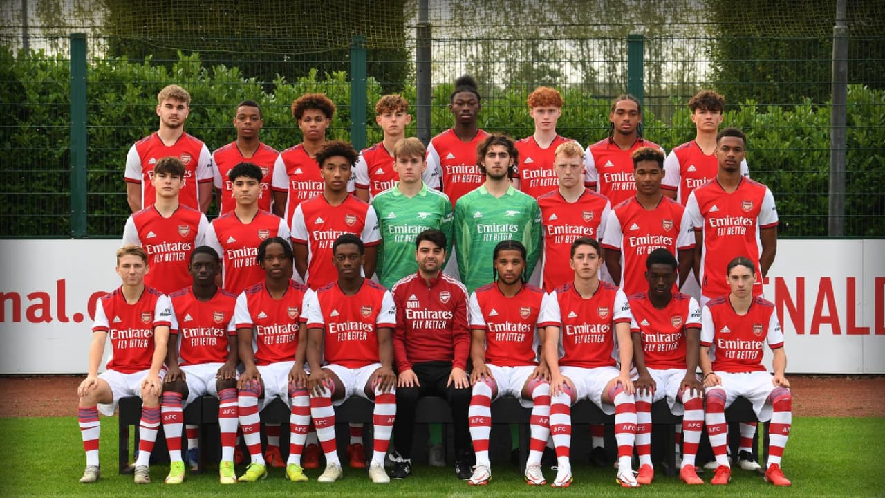 Marcelo Flores sigue destacando con goles en el Arsenal Sub-18