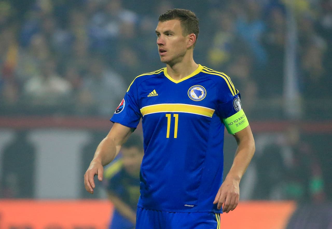 Delantero: Edin Dzeko (Bosnia y Herzegovina)