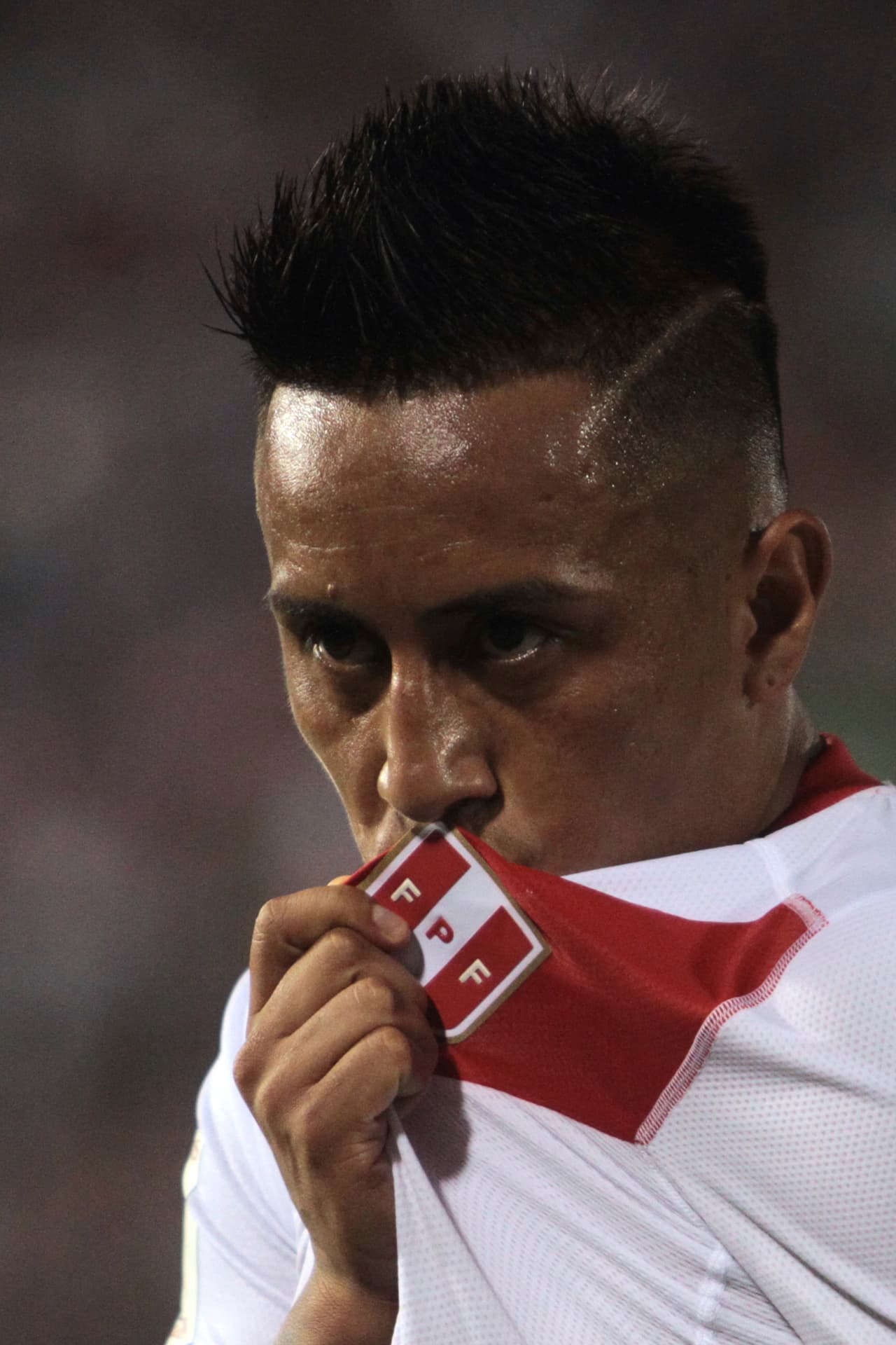 ASUNCION, PARAGUAY - NOVEMBER 10: Christian Cueva of Paraguay celebrates after scoring during a match between Paraguay and Peru as part of FIFA 2018 World Cup Qualifiers at Defensores del Chaco Stadium on November 10, 2016 in Asuncion, Paraguay. (Photo by Luis Vera/LatinContent/Getty Images)