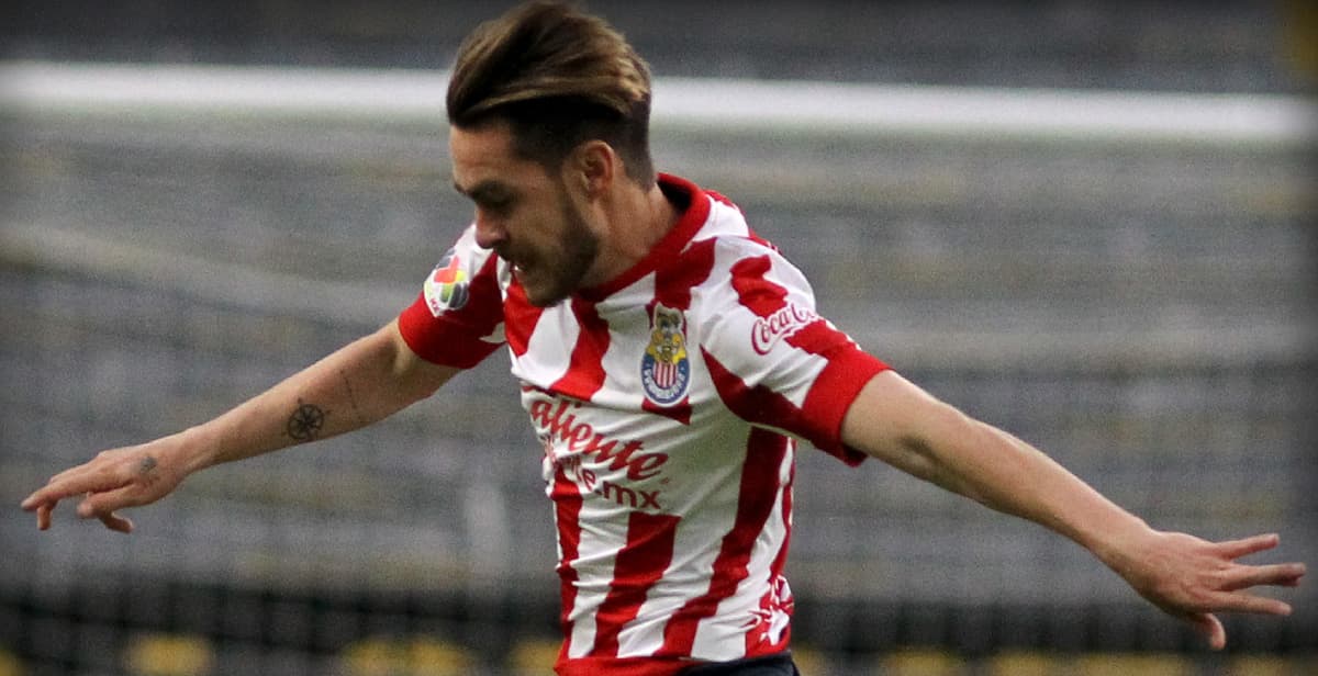 Aún no se descarta a Jesús Angulo para jugar ante Pachuca