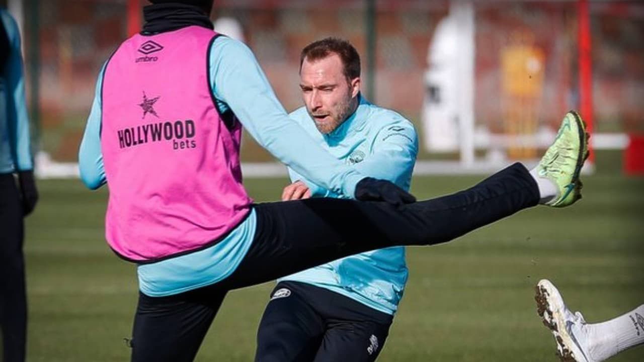 Christian Eriksen se presenta a entrenar con el Brentford