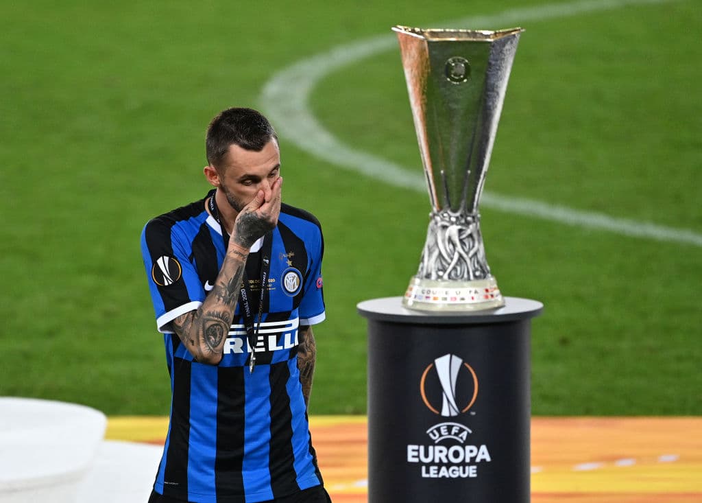 Tras caer en la final de la justa continental, algunos jugadores decidieron retirarse las medallas del subcampeonato.