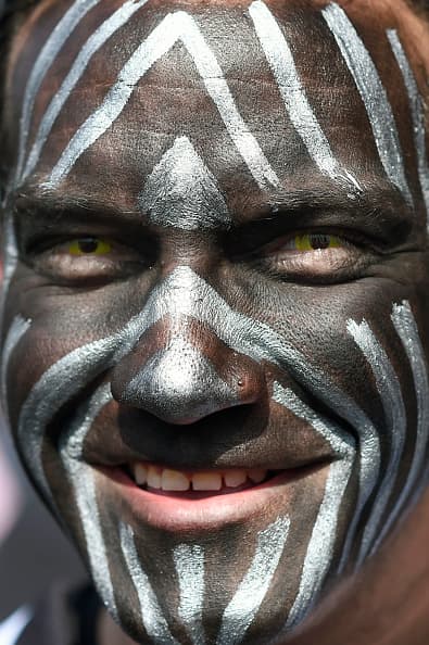 Maquillajes, disfraces, banderas... todo vale para demostrar la pasión que se siente en México por la NFL.