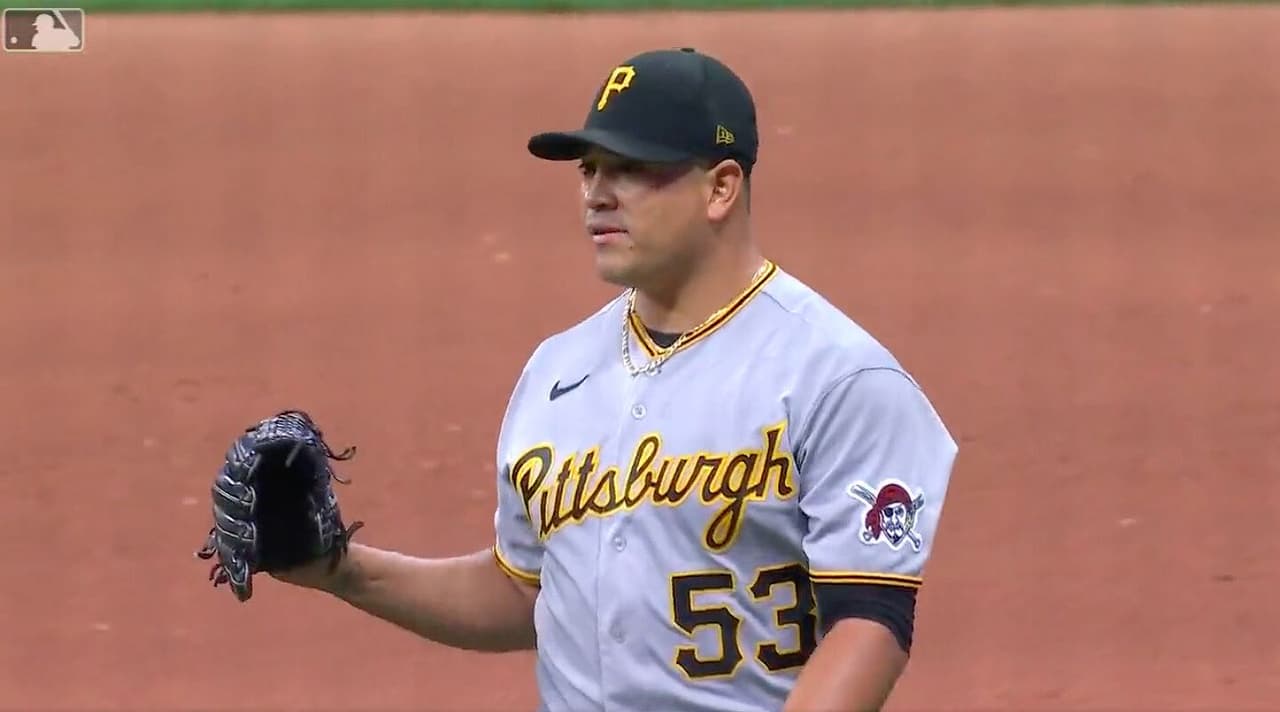 ¡Llega la primera victoria para Manny Bañuelos!