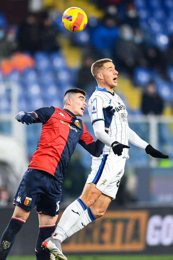 Johan Vázquez y su Genoa logran aguantar el increíble poderío del Atalanta y firmaron el empate 0-0.