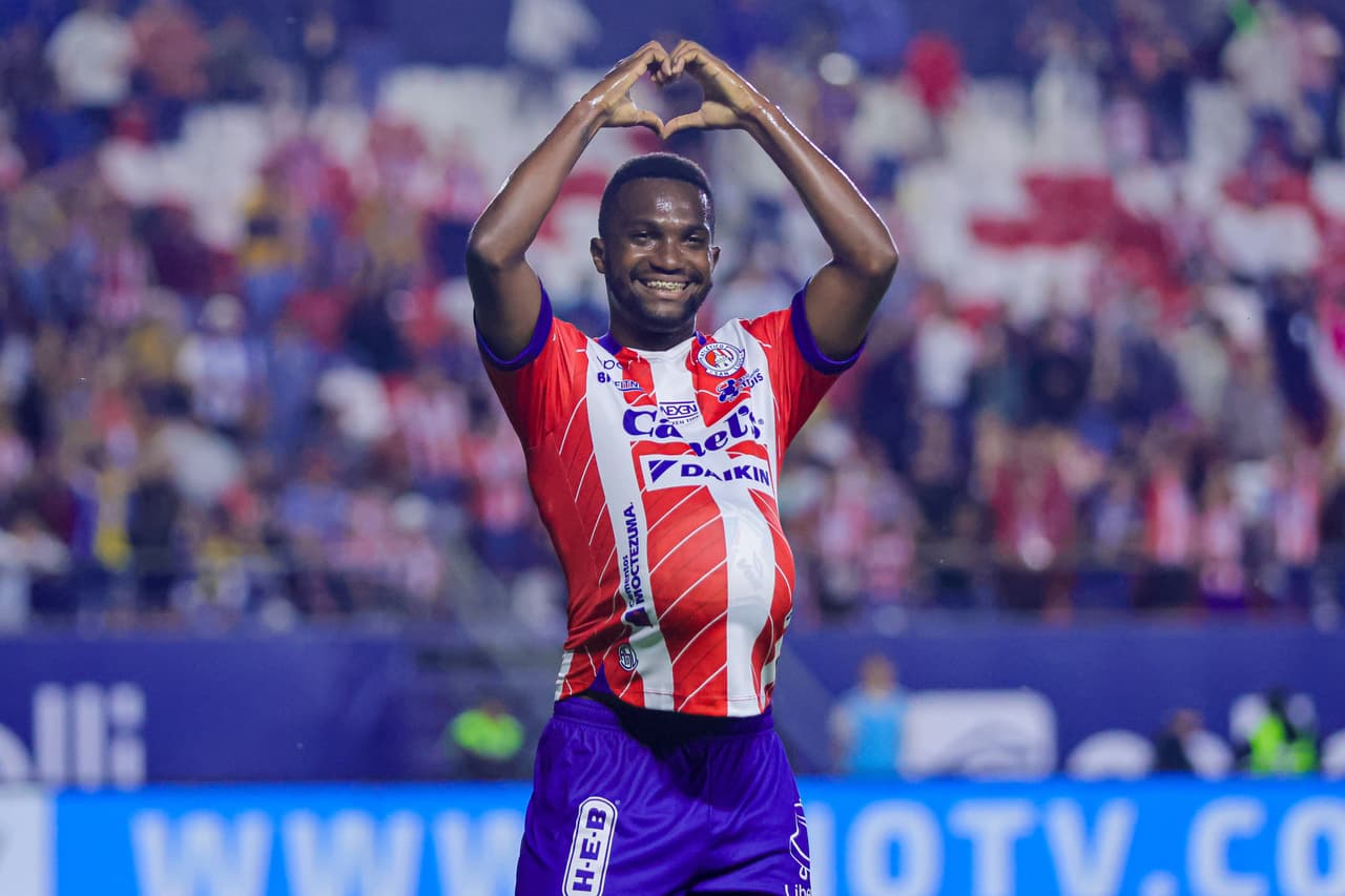 Con gol ‘doble’ de Vitinho, San Luis vence al Atlas