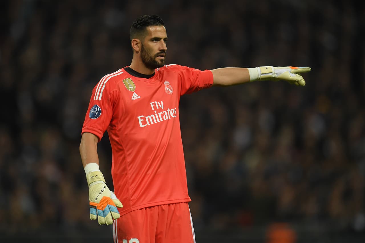 Con la llegada de David Ospina al Napoli, el Besiktas se quedó sin su primera opción para el arco por lo que se están moviendo rápido para fichar a Kiko Casilla.