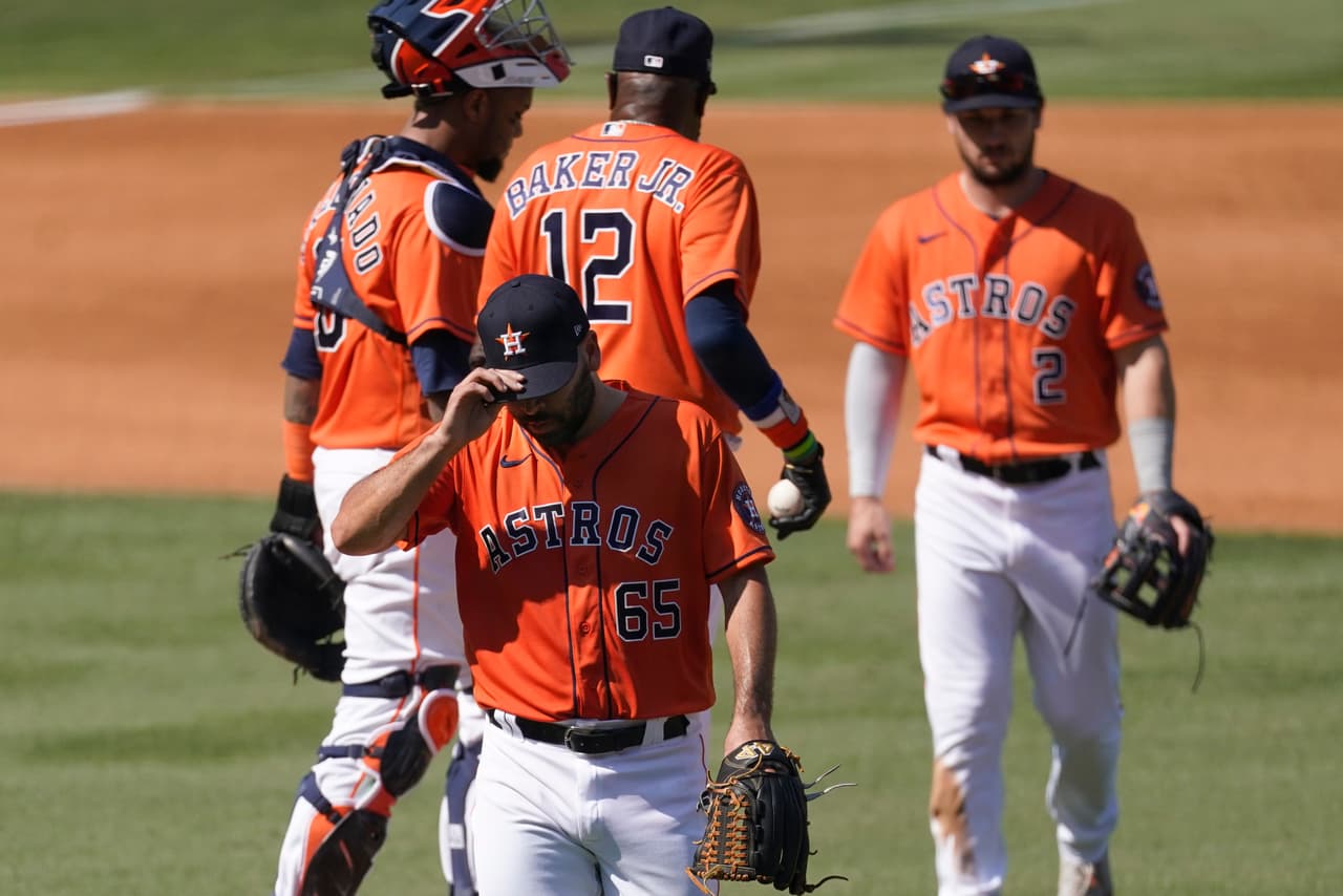 José Urquidy se mete en problemas y los Astros pierden