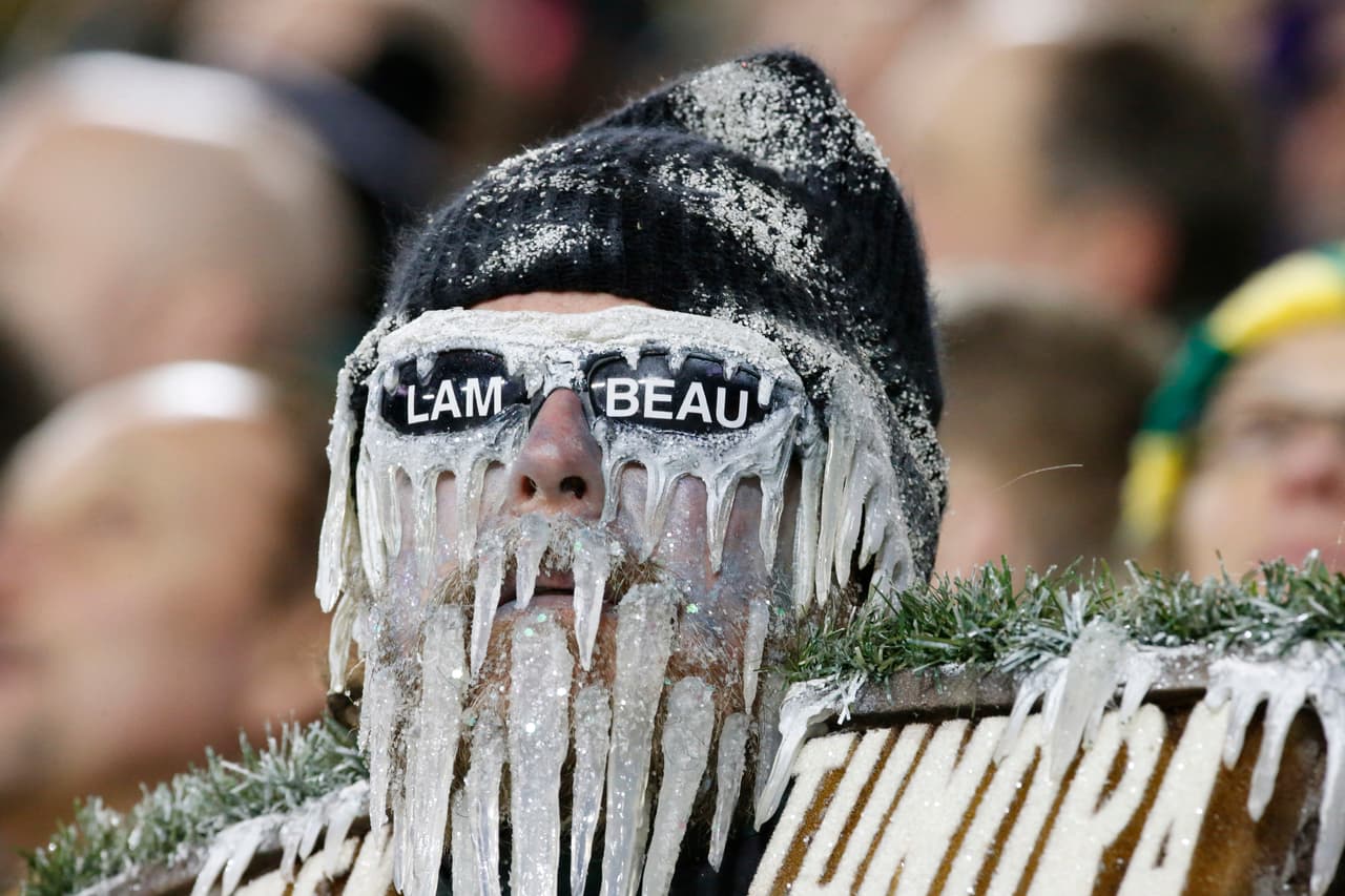 Los Vikings se coronan en la Norte NFC al derrotar a los Packers 20-13. Checa las mejores tomas del partido.