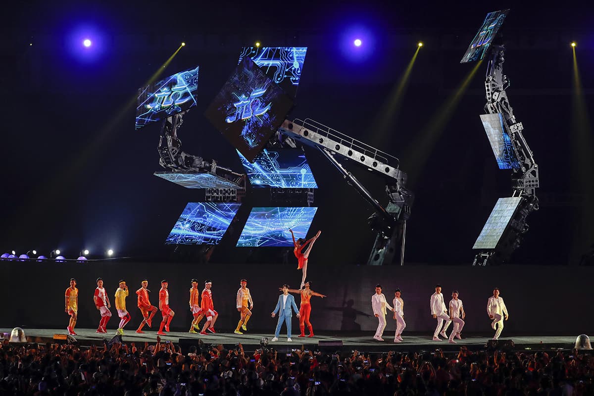 En total más de 11 mil 500 deportistas de 45 naciones de Asia tomaron parte en las justas.