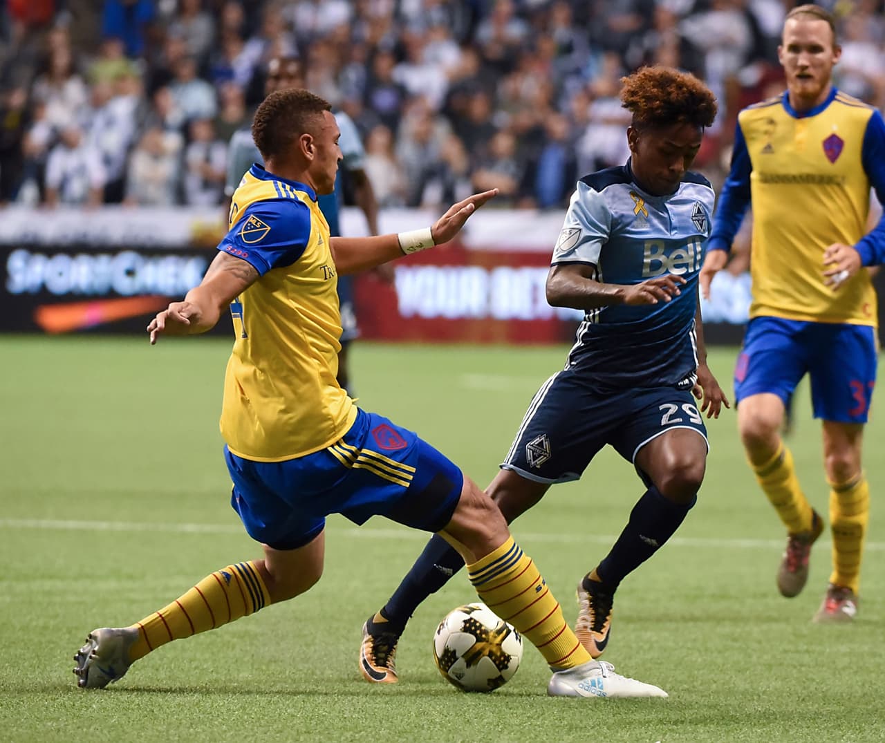 La dupla sudamericana Fredy Montero – Yordy Reyna mantiene a Vancouver como líder del Oeste