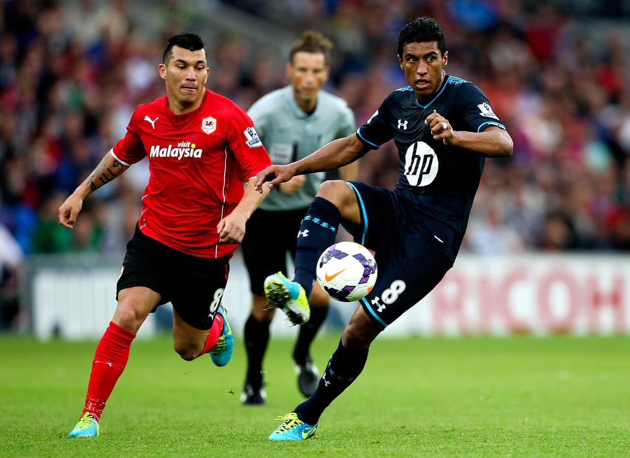 Pero esa temporada sin Bale fue desastrosa para todos en el Tottenham. El entonces DT André Vilas-Boas acabó en la calle y Paulinho no lograba demostrar los más de 20 millones de dólares pagados por él.