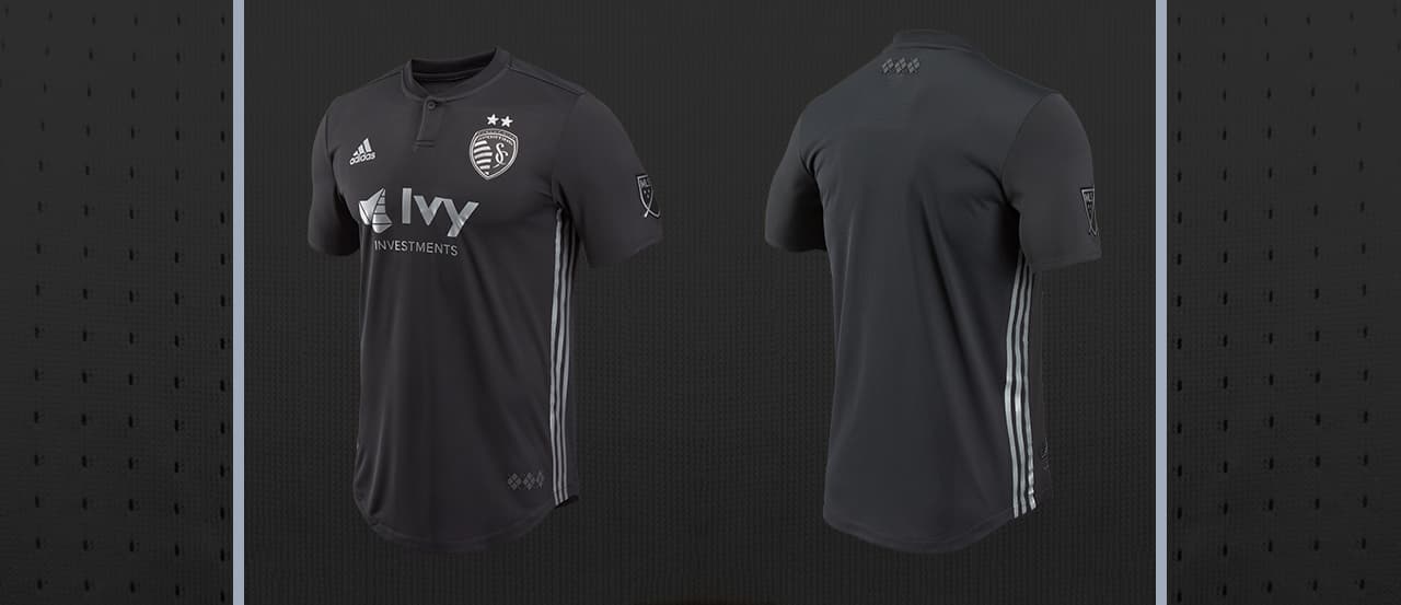 Según un directivo de SKC, el proceso de diseño de este uniforme comenzó hace dos años y se trabajó en él casi a diario.