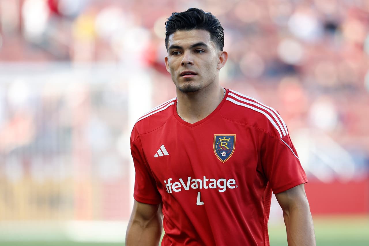 Defensor: BRAYAN VERA (Real Salt Lake)