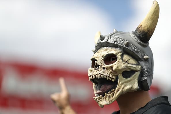 Maquillajes, disfraces, banderas... todo vale para demostrar la pasión que se siente en México por la NFL.