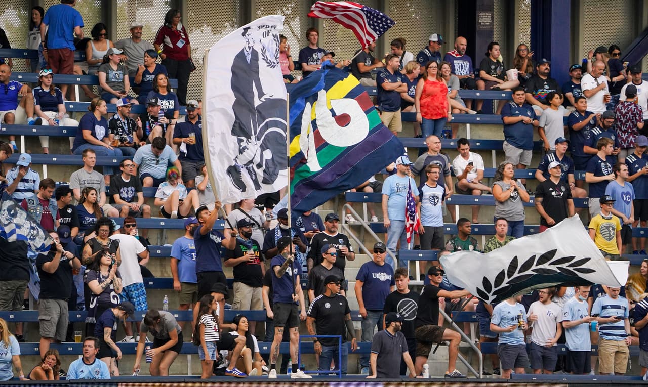Fue un 2-0 de Sporting Kansas City sobre Chicago Fire.
<br>