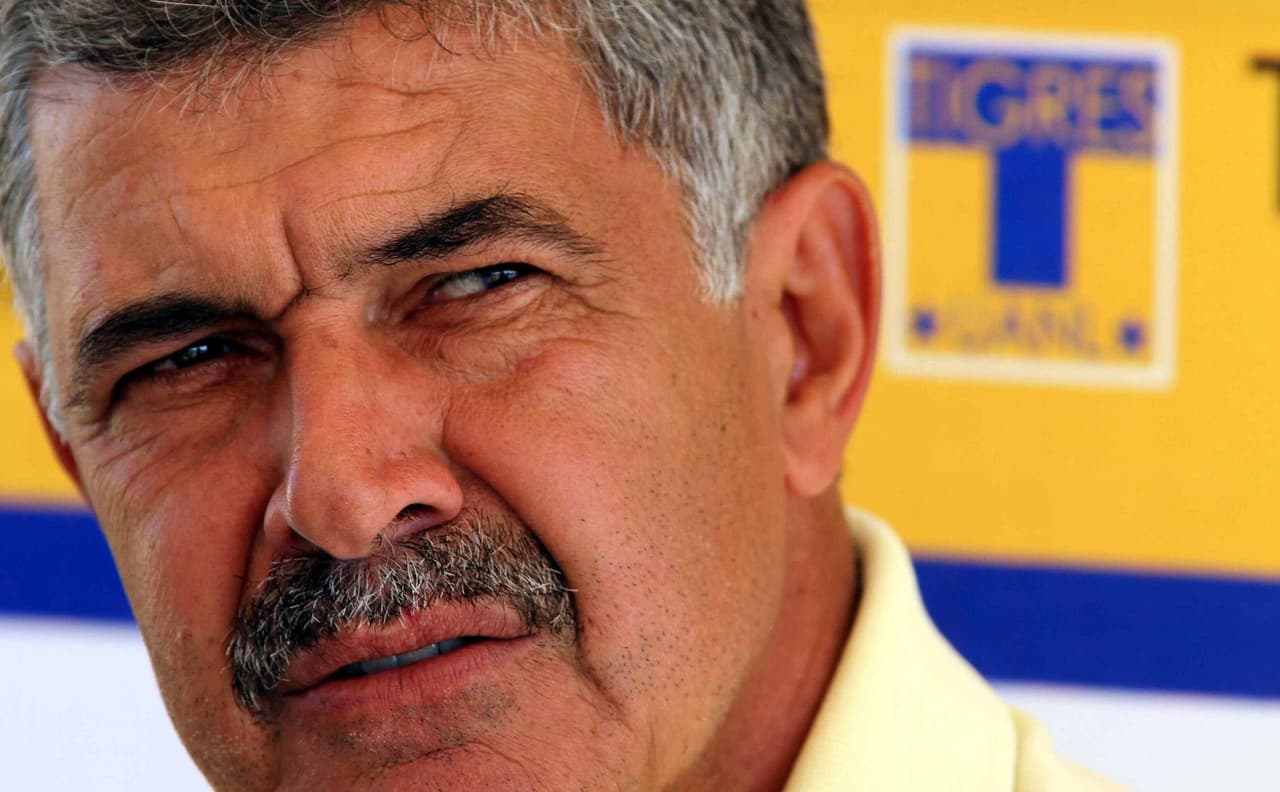 Ricardo Ferretti ha tenido tres etapas con Tigres (2000-2003, 2006 y 2010-actualmente), siendo esta última la que ha marcado una relación muy cercana entre el club y el estratega.