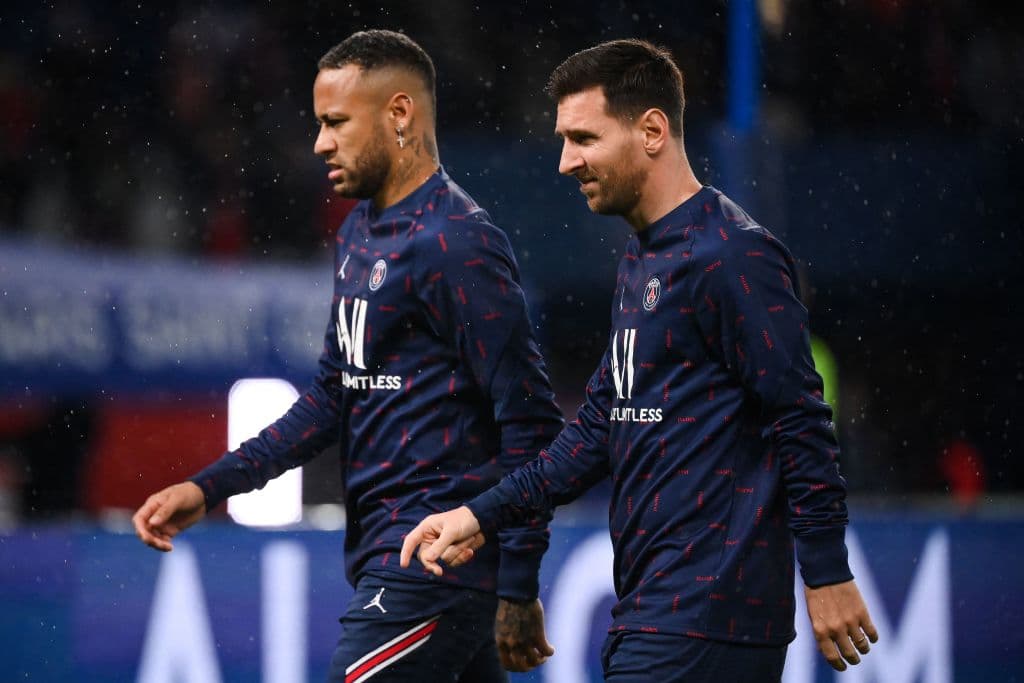 ¡Messi y Neymar son abucheados por la afición del PSG!