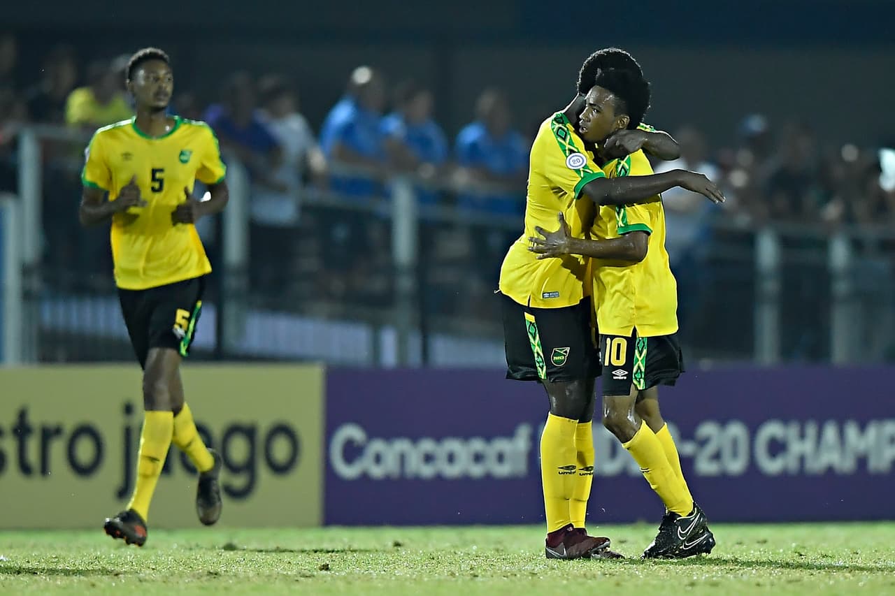 Pero momentos después, a los 71 minutos Tyreek Magee (10) se encargó de anotar un auténtico golazo, un zurdazo desde unos 20 metros que dejó helado a Carlos Higuera, portero mexicano para el 2-2.