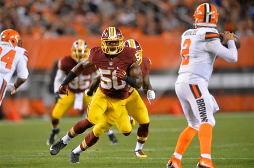 Ambos conjuntos utilizaron a todos sus pasadores, incluyendo a RG3 y Manziel (foto).