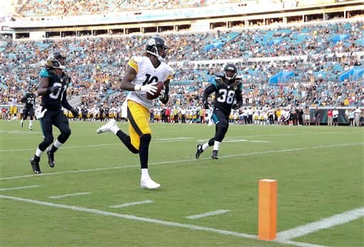 Ben Roethlisberger conectó con pase de TD de 44 yardas con Martavis Bryant para abrir el marcador ante los Jacksonville Jaguars, aunque el partido se lo llevaron los felinos por 23-21.