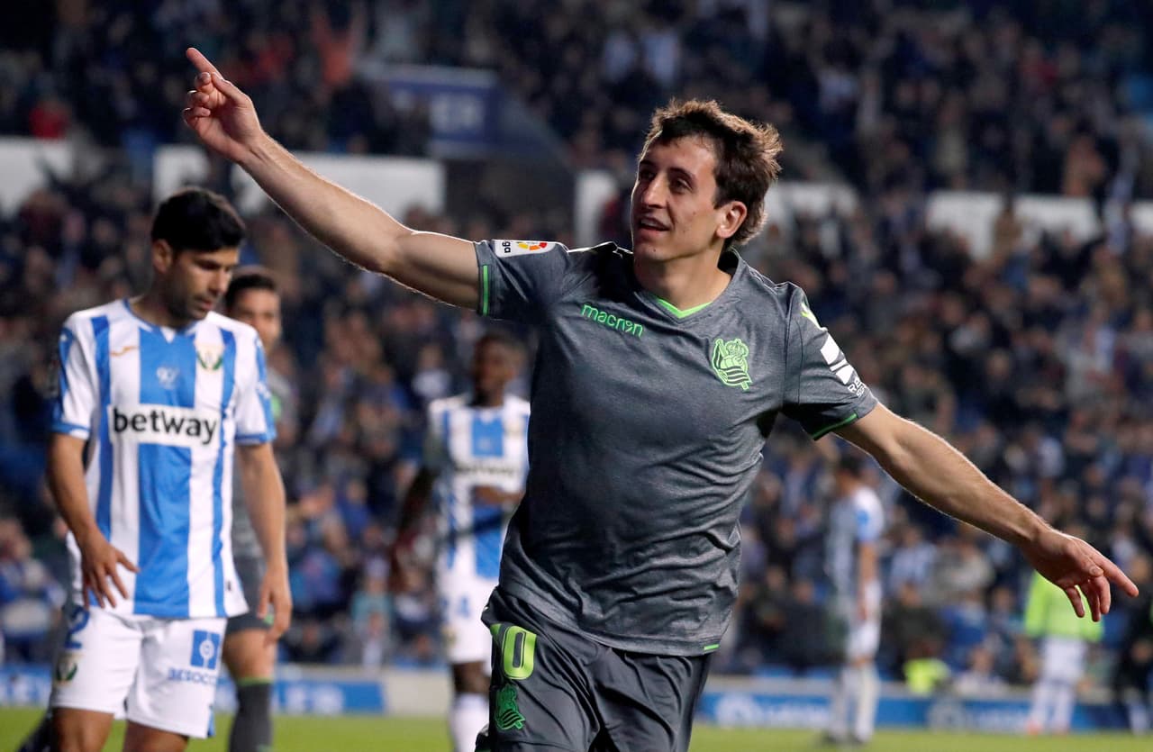 Real Sociedad se impuso 3-0 a Leganés con Héctor Moreno y Diego Reyes de suplentes, respectivamente, en la Jornada 24 de la Liga de España. Con doblete de Mikel Oyarzabal (minutos 50 y 59) y tanto de Willian José ganó el equipo vasco, que quedó de séptimo con 34 puntos.