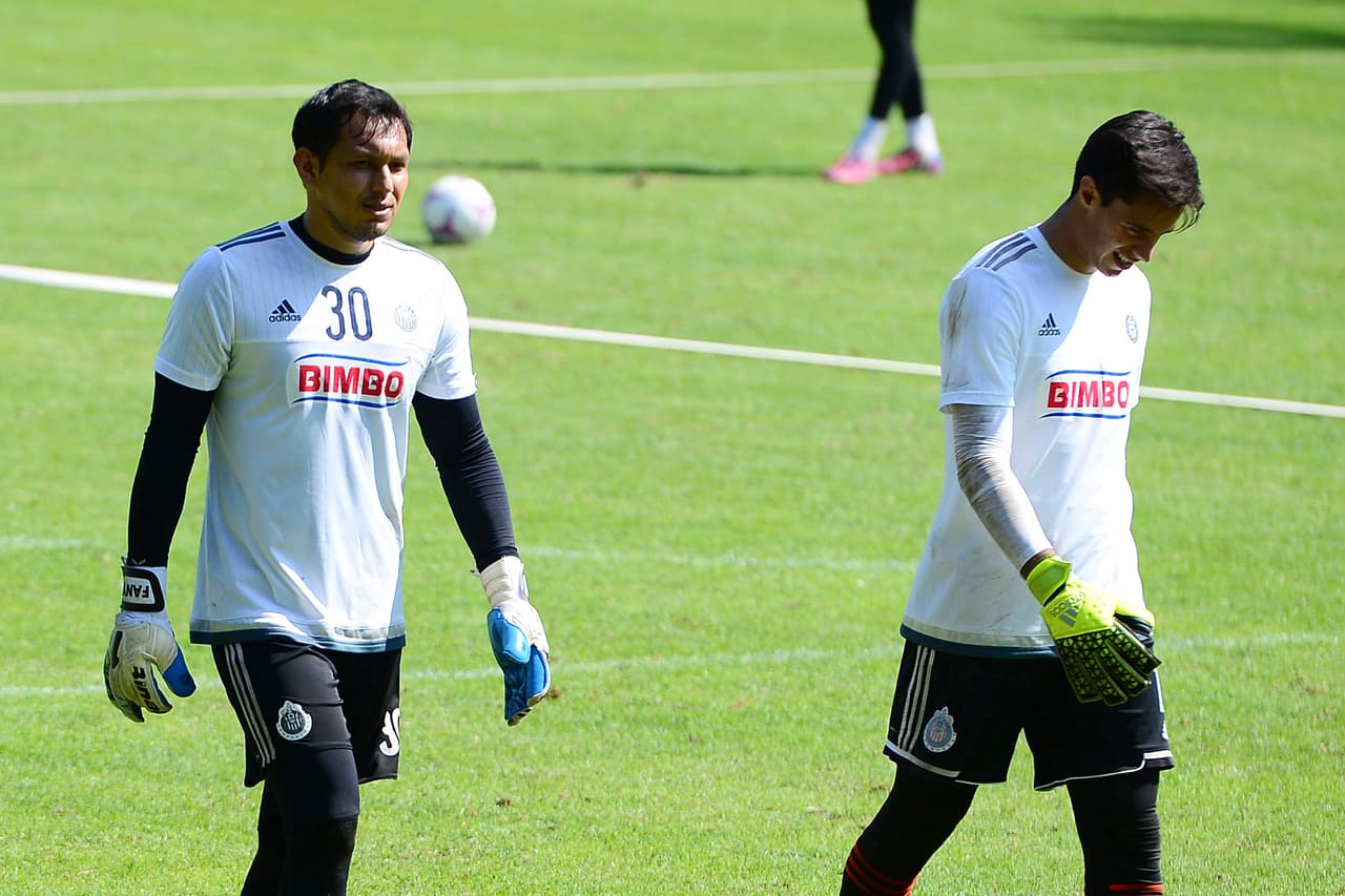 Las Chivas descartan comprar a un portero para la próxima temporada