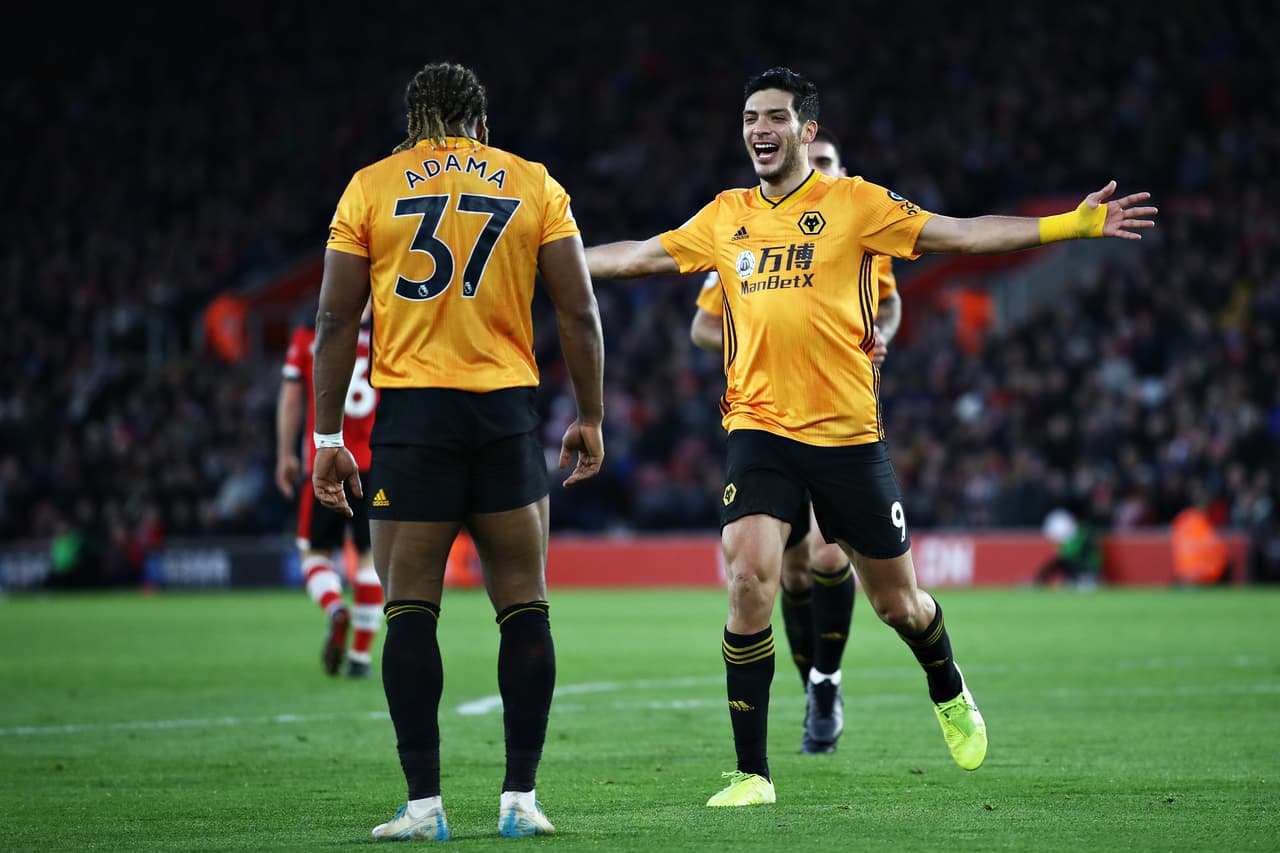 Bednarek (15’) y Shane Long (35’) aventajaron a los locales. Neto descontó al 53’ y Raúl Jiménez anotó de penal al (65’) y el segundo tanto del mexicano cayó al 76’.