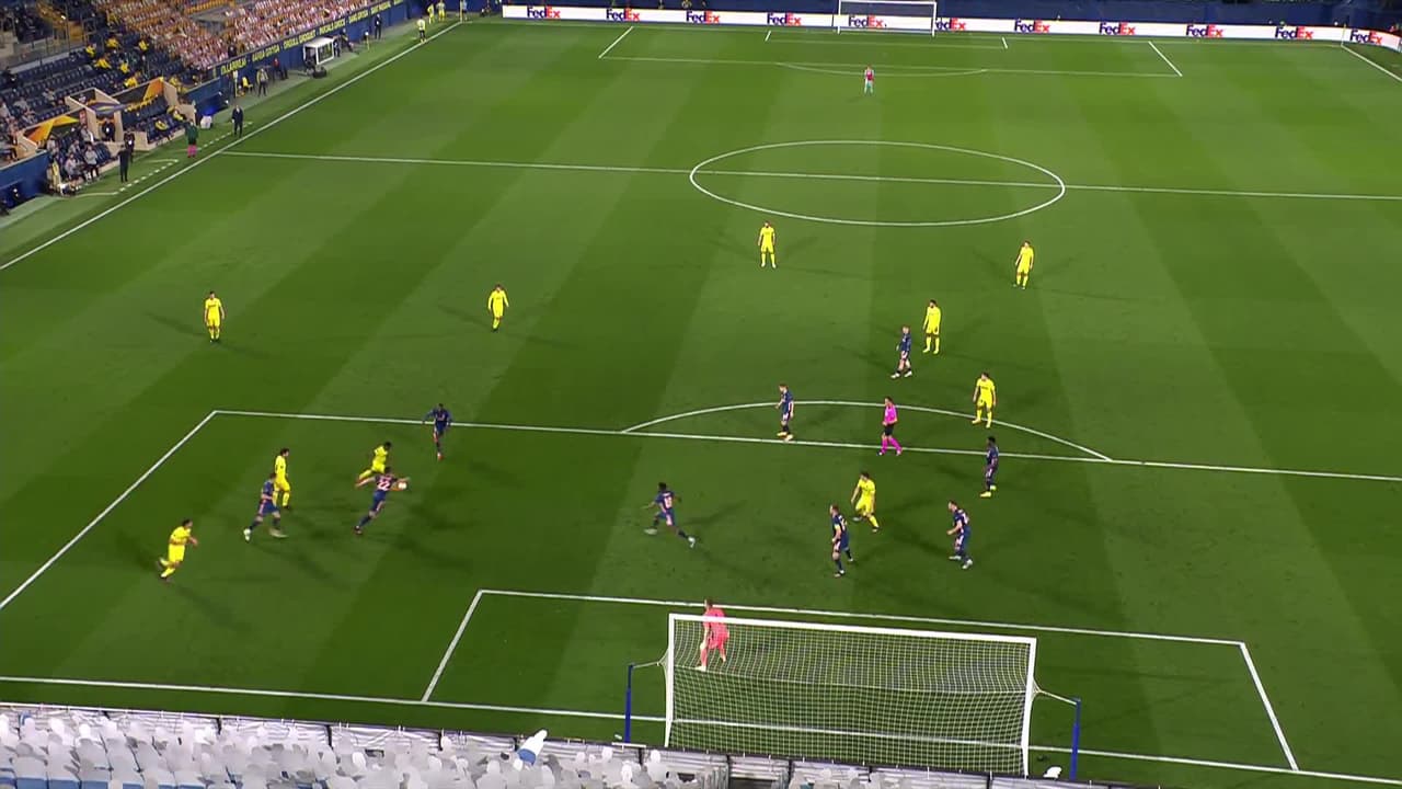 ¡TIRO ATAJADO! disparo por Samuel Chukwueze.