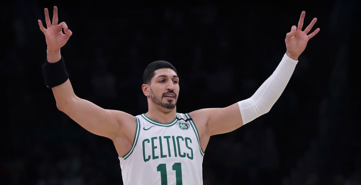 Kanter dijo que estrellas de la NBA no jugarán sin una vacuna