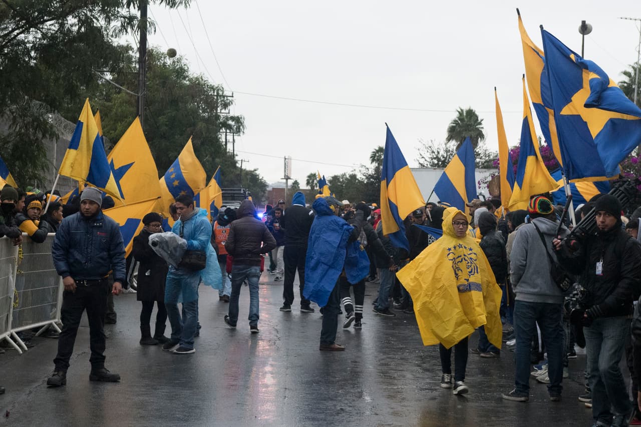 El color en la casa de los felinos norteños nos deja ver la pasión por el Clásico Regio en la final del Apertura 2017.