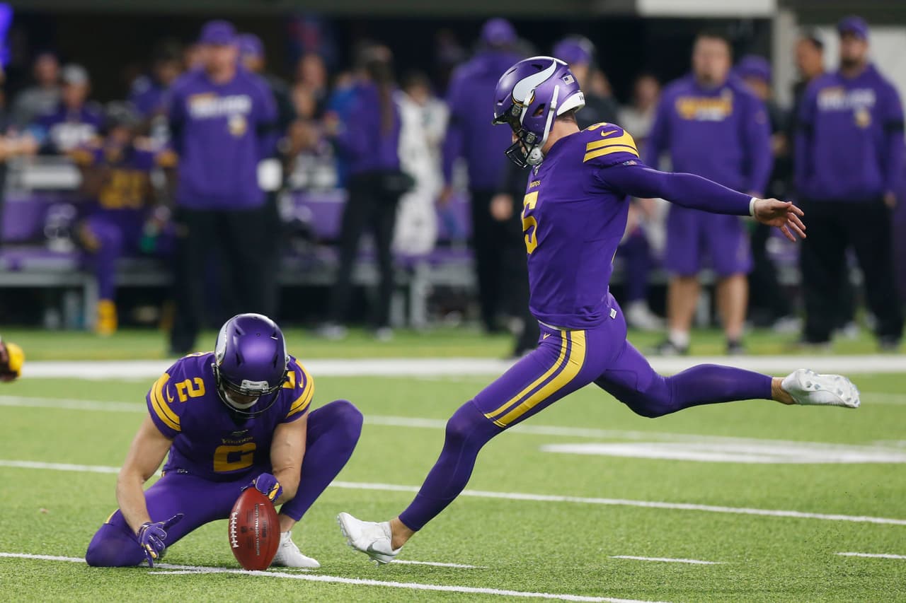 Washington Redskins 9-19 Minnesota Vikings. Adrian Peterson sigue haciendo historia en yardas por tierra.