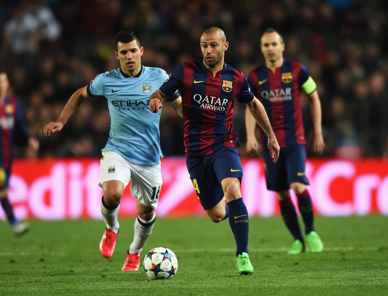 Respecto a la línea defensiva parece que no habrá rival para Javier Mascherano. El argentino está convertido en el mejor zaguero del Barcelona pese a que llegó al equipo catalán con credenciales de mediocampista de contención.