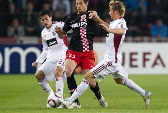El PSV Eindhoven jugaba en su casa ante el Benfica con una desventaja inicial de 4-1.