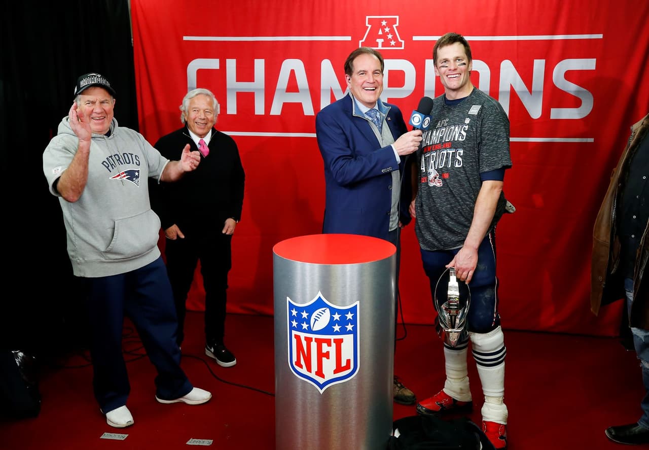 Bill Belichick y Robert Kraft se despiden de Brady