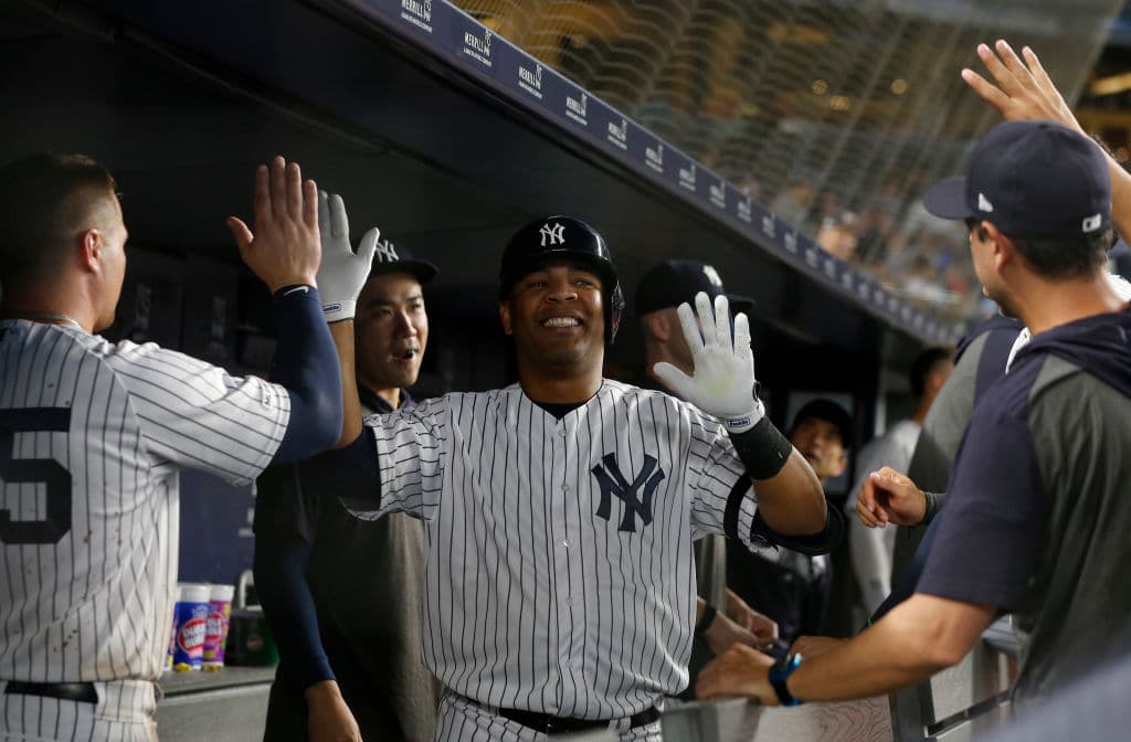 Y el dominicano Edwin Encarnación consiguió un bambinazo más por los Yankees, que se sobrepusieron a otra lesión de Giancarlo Stanton y ganaron por décima vez en 11 compromisos.