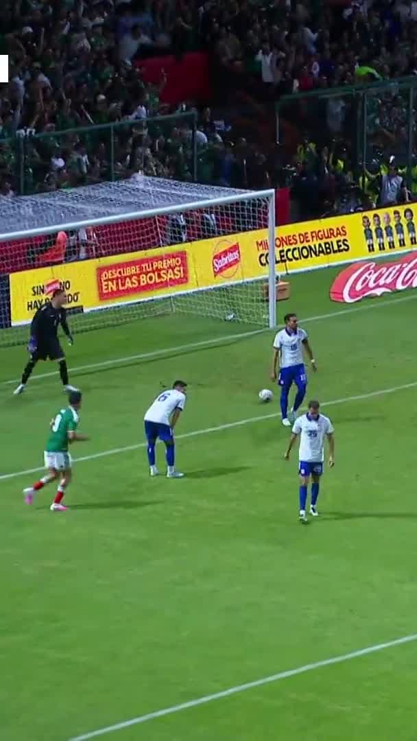 ¡Gol de Johan y México lo empata! Gran asistencia de Brian Gutierrez