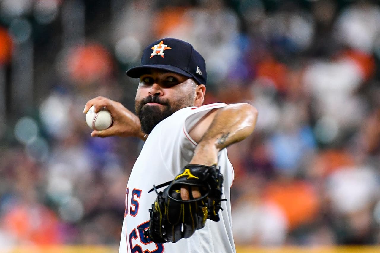 José Urquidy llega a 11 triunfos con los Astros de Houston en Grandes Ligas