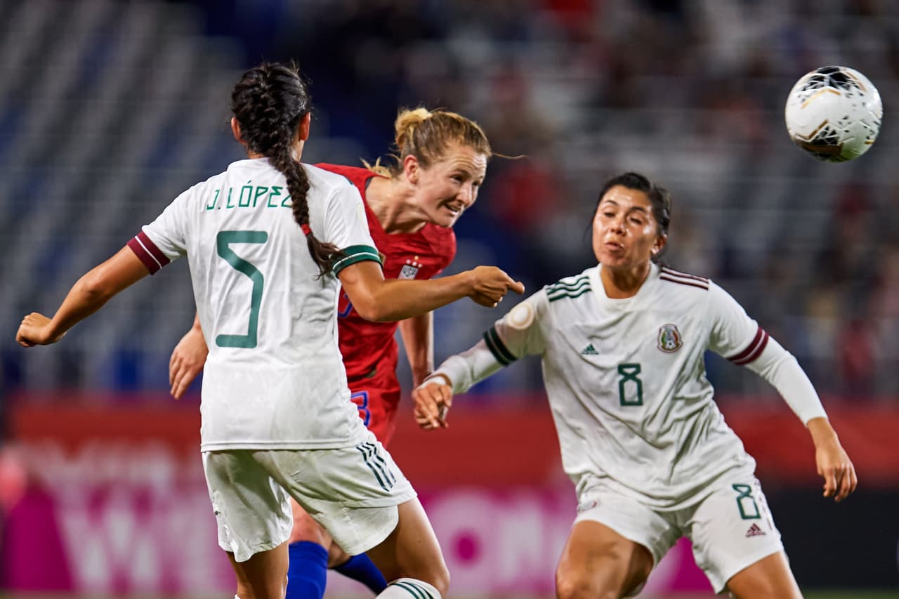 Con goles de Christen Press, Rose Lavelle y doblete de Samantha Mewis, Estados Unidos golea y elimina a México.