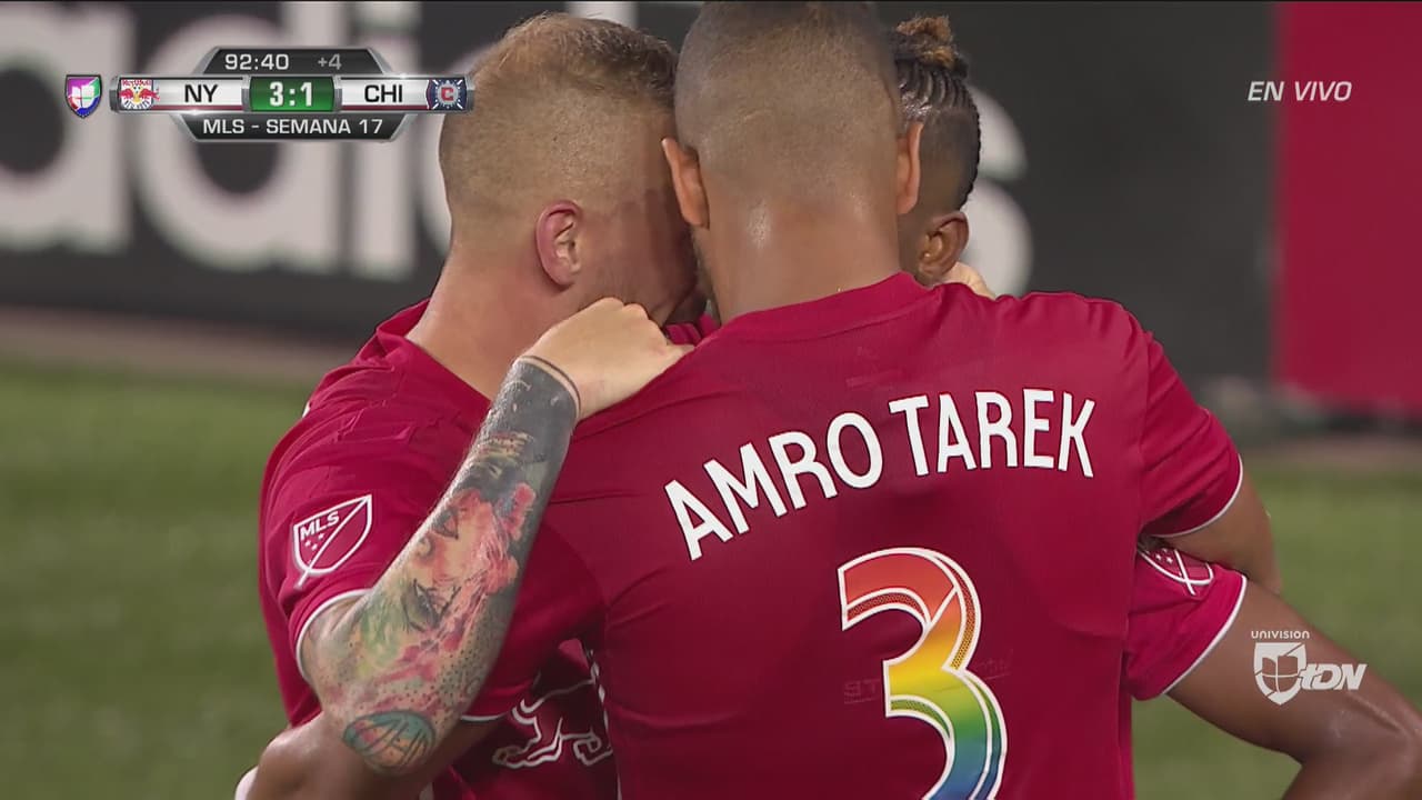 NY Red Bulls anotó el 3-1 y apagó el fuego de Chicago