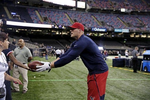 JJ Watt no descuida a sus fans.