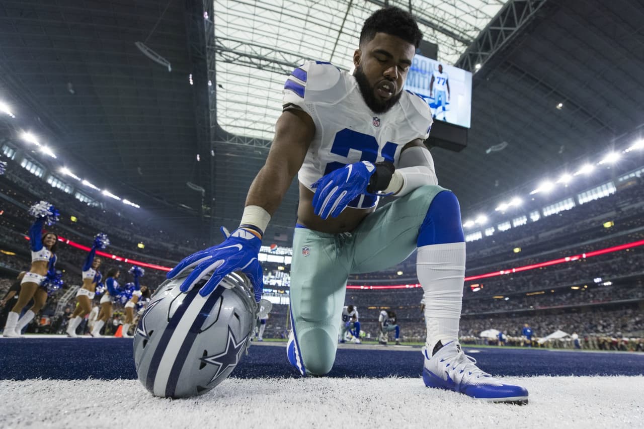 1. Pero quien se llevó el corazón de los fans de la NFL, especialmente de los de los 
<a href="http://www.univision.com/deportes/nfl/dallas-cowboys/" target="_blank">Dallas Cowboys</a>, fue
<b> Ezekiel Elliott</b>, el mejor corredor de la temporada y a quien ya lo comparan con la leyenda Emmitt Smith.