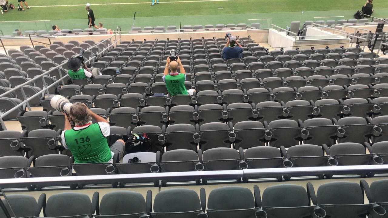 En una edición más del Clásico del Tráfico, el conjunto galáctico consiguió la victoria por dos goles a cero.