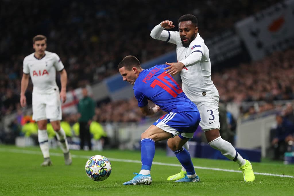 El Tottenham vino de atrás para remontarle dos goles al Olympiacos en el regreso de José Mourinho a la Champions League.