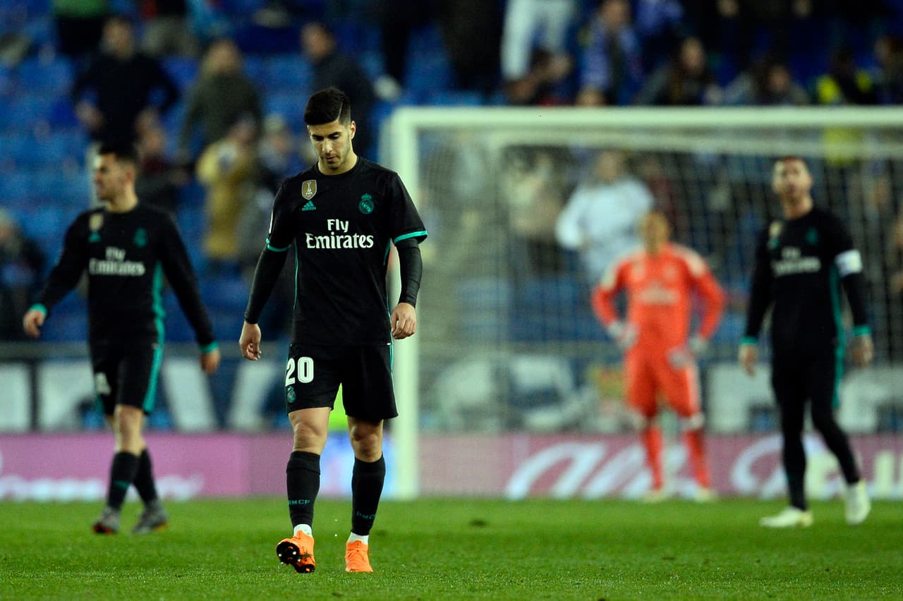 El Madrid tira la Liga en Barcelona perdiendo ante el Espanyol en el último minuto