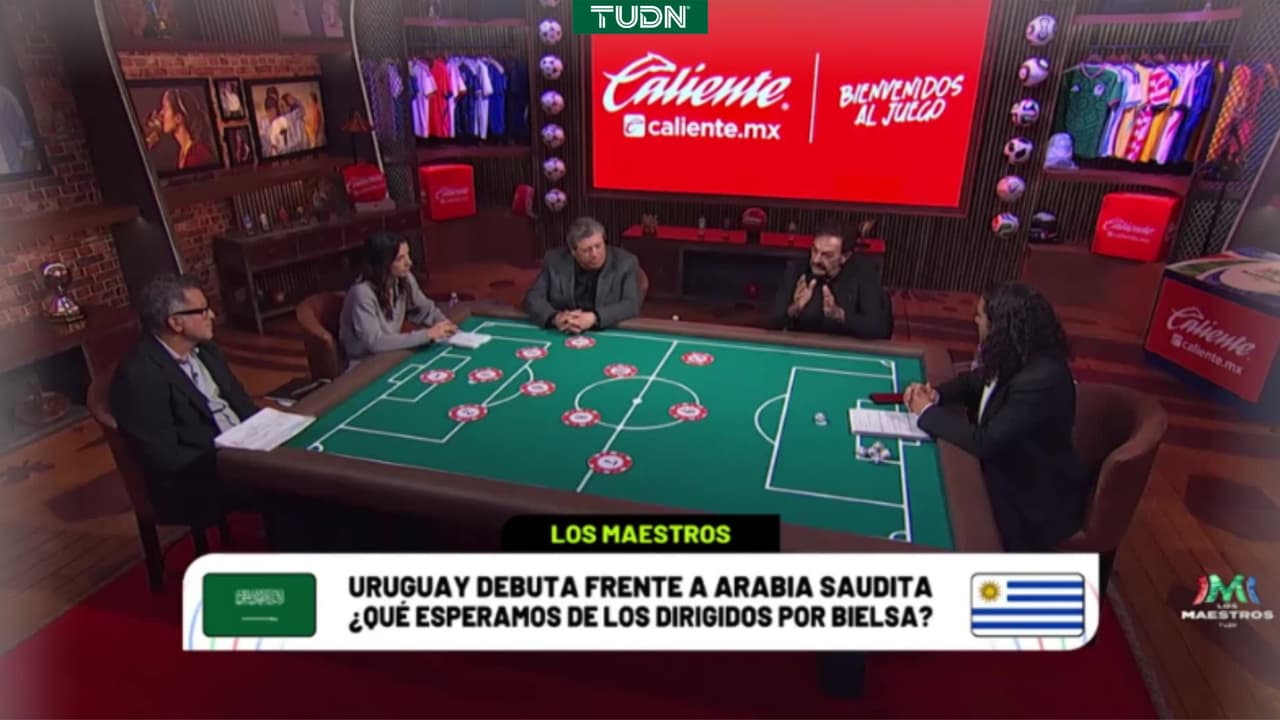 Marcelo Bielsa, desmenuzado por Los Maestros previo al debut de Uruguay