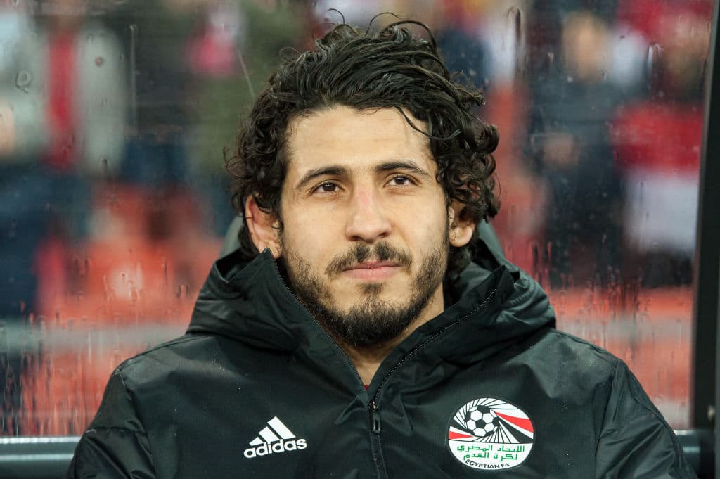 Ahmed Hegazy, otra de las piezas clave en la retaguradia del equipo que dirige Héctor Cúper. El zaguero del West Bromwich Albion, ahora en el Championship inglés, es indiscutido en la alineación.