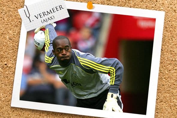 En la portería aparece Kenneth Vermeer, una proesa holandesa.